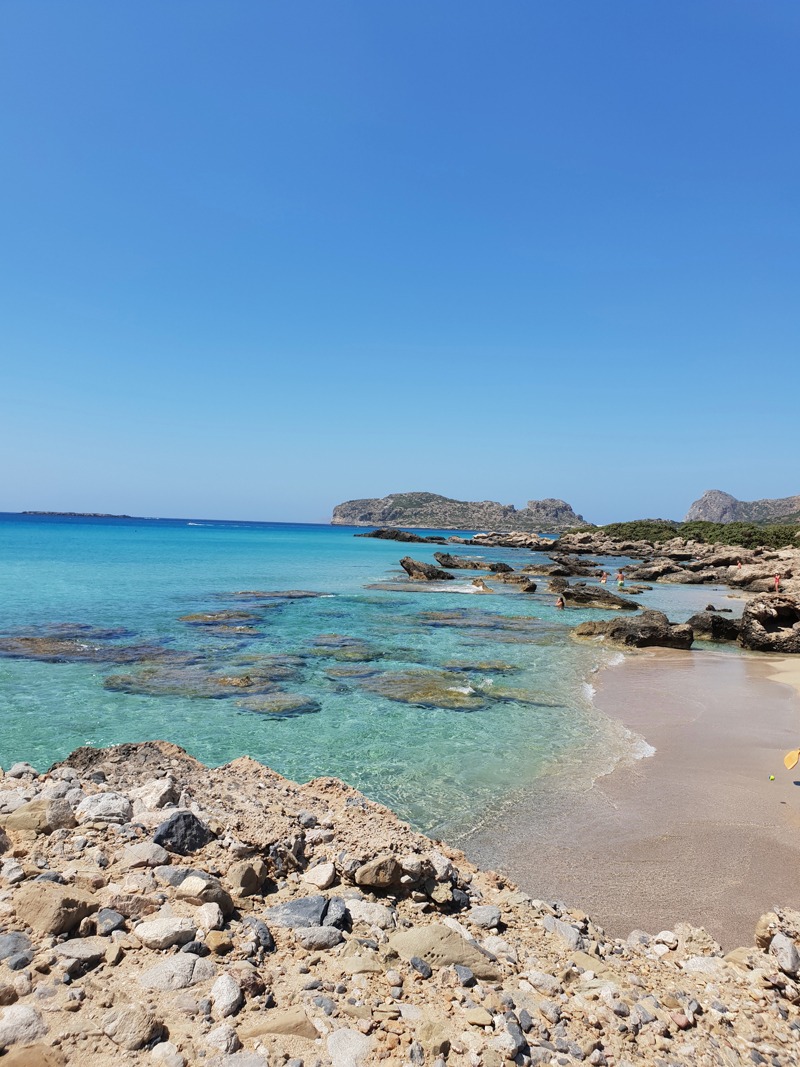 kreta-reisetipps-falassarna-beach-blue-water