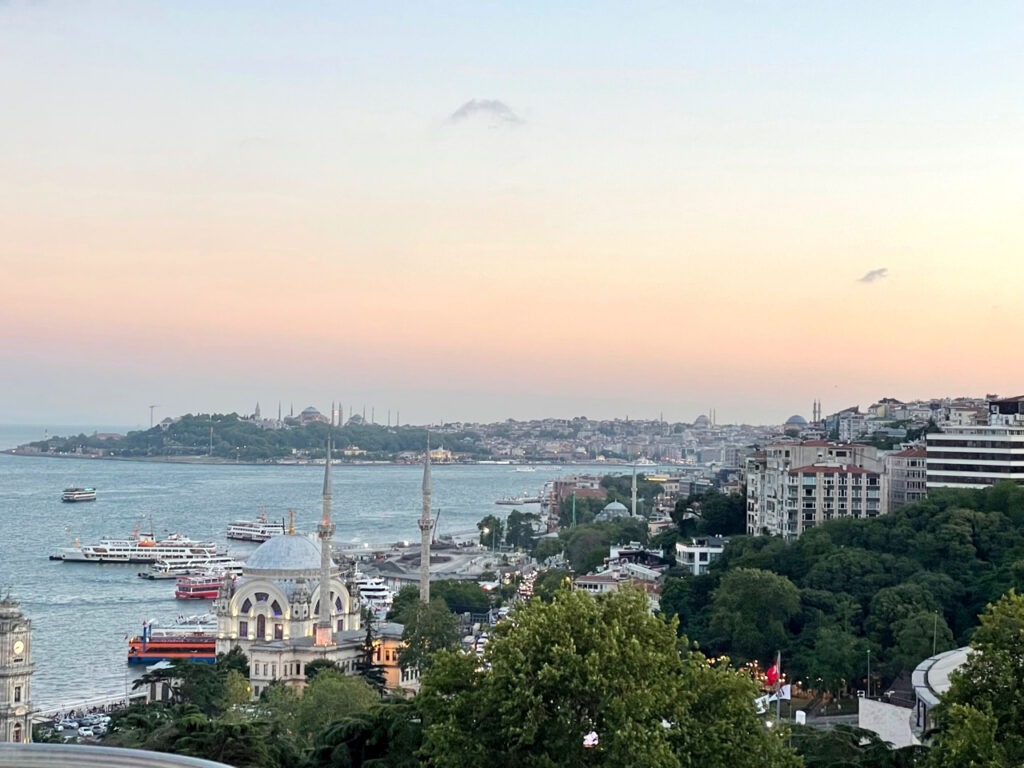 beste aussicht auf istanbul - die besten rooftops in istanbul