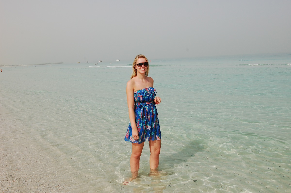 Dubai Beach Jumeirah Ritz Carlton Blogger Fashionblogger Germany Strand Meer Ocean Sonne
