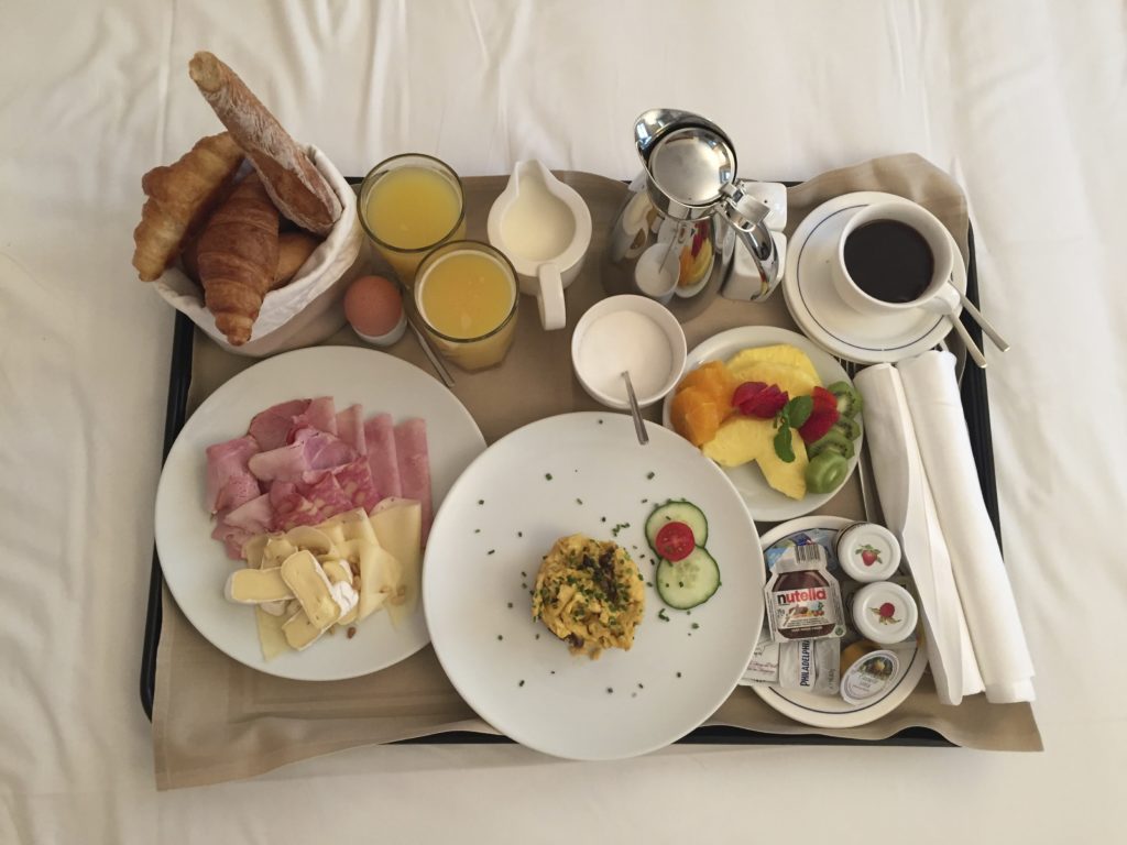 Das Triest - Wien - Design Hotel - Room Service - Frühstück - Foodporn - Frühstück im Bett