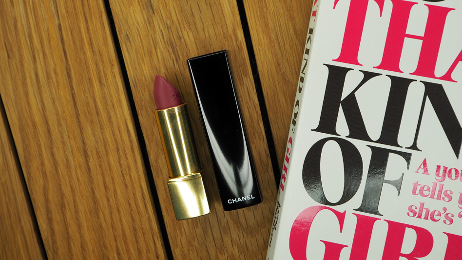 Beauty Favoriten im Oktober – Chanel Rouge Allure Lipstick L'amoureuse