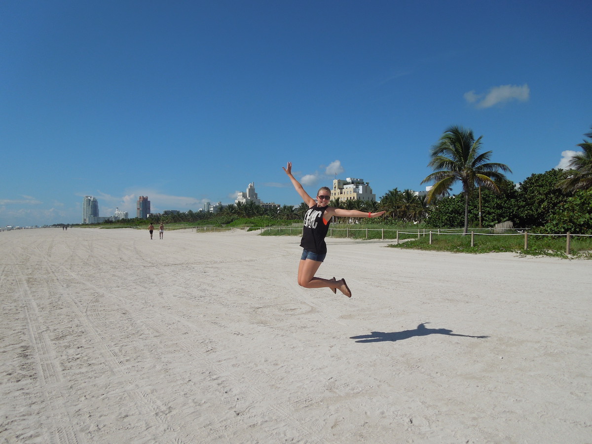 L´TUR-Last-Minute-Sommerurlaub-Miami-Miami-Skyline-Last-Minute-Urlaub-L´TUR-Miami-Beach-Sonnenuntergang-Miami-Wynwood-Miami Strand