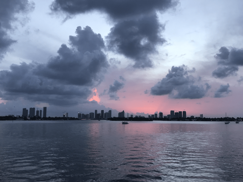 Empfehlung-fuer-Hotels-in-Miami-Beach-Hotels-Miami-Beach-Biscayne-Bay-Sunset
