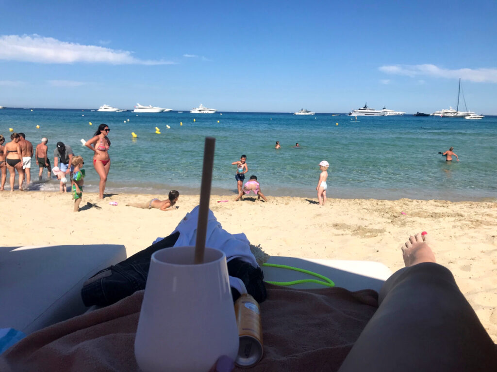 Die besten Beach Clubs in St. Tropez - Byblos Beach