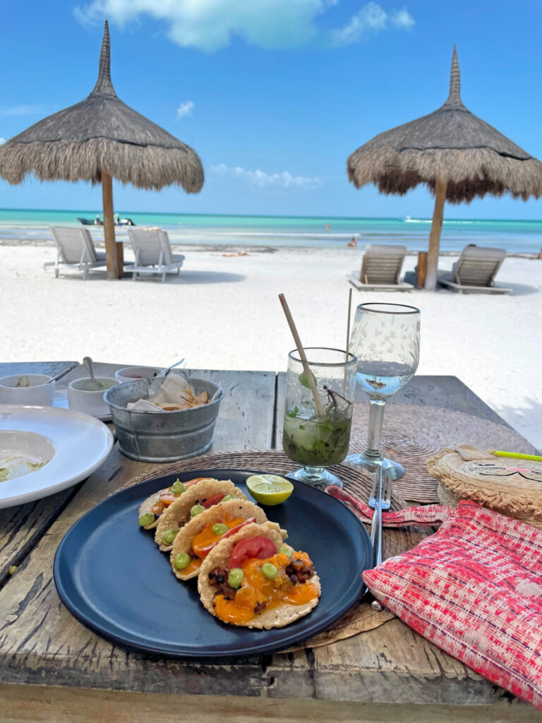 Mojito Beachbar isla holbox - strandrestaurant isla holbox